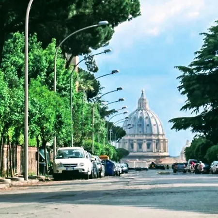 Vatican Area Piccolomini House Superattico Ristrutturato E Arredato Apartmán